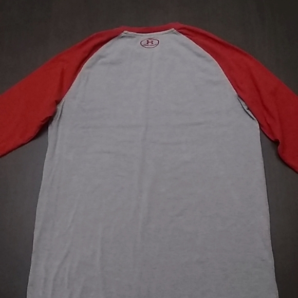 Under Armour Shirt - Picture 4 of 5